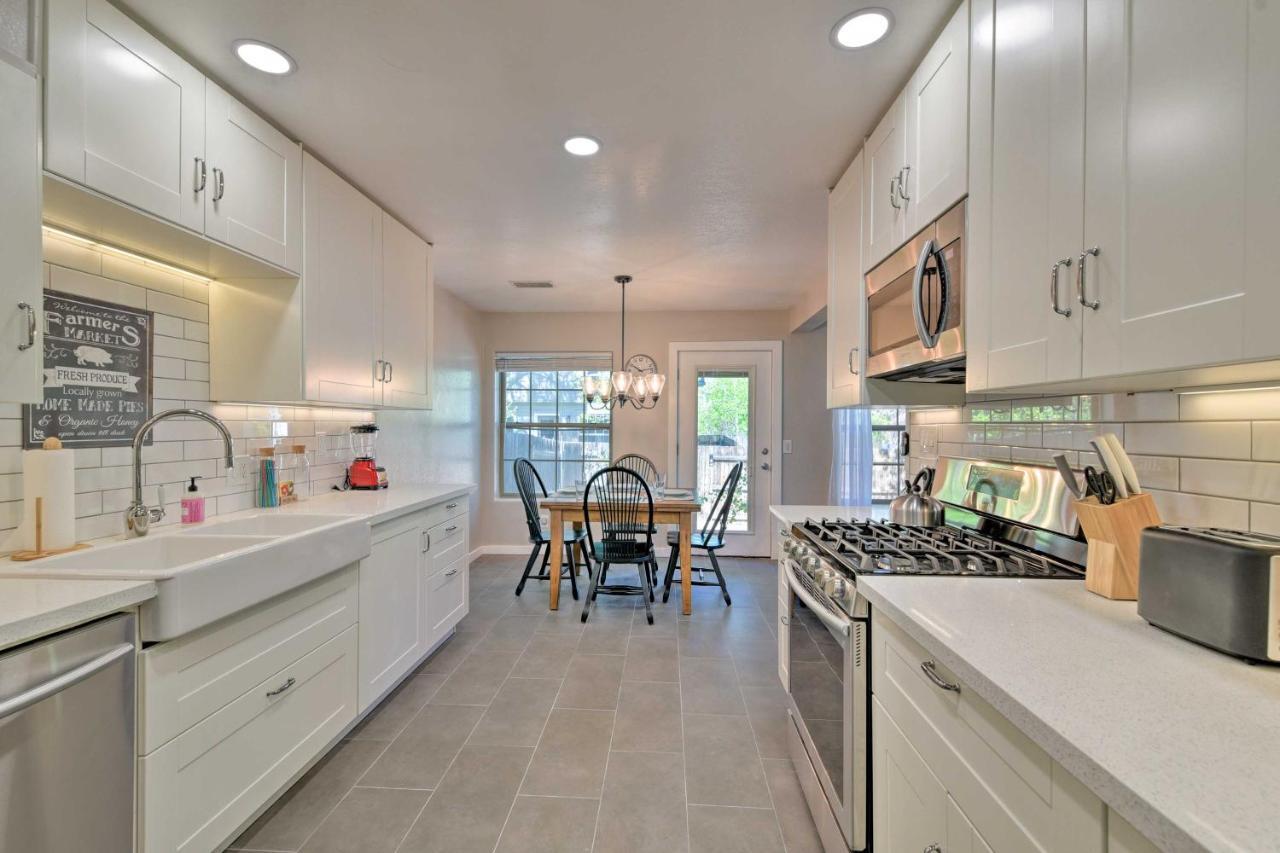 Modern Flagstaff Home With Bbq Walk Downtown! 外观 照片