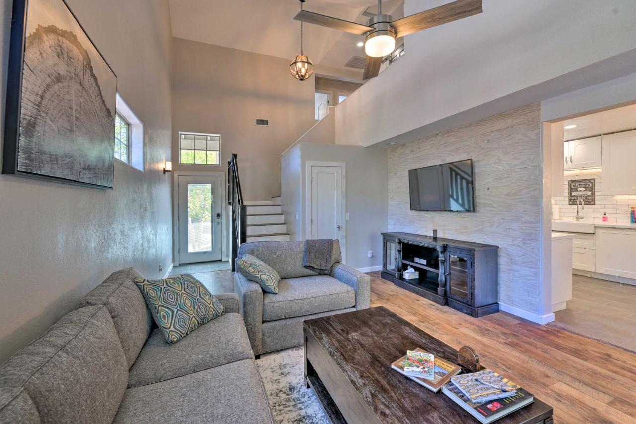 Modern Flagstaff Home With Bbq Walk Downtown! 外观 照片
